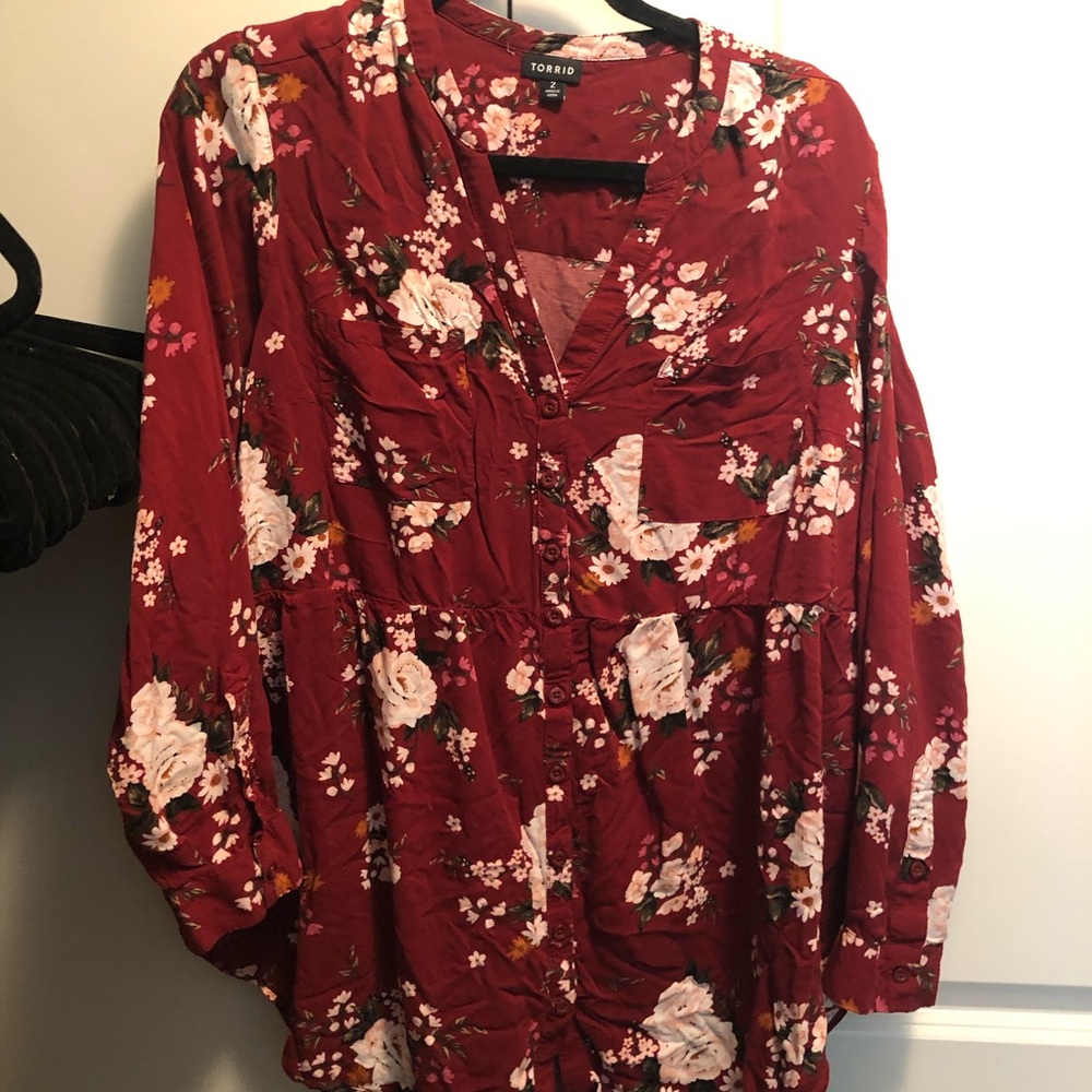 Torrid size 2 long sleeve flowered top